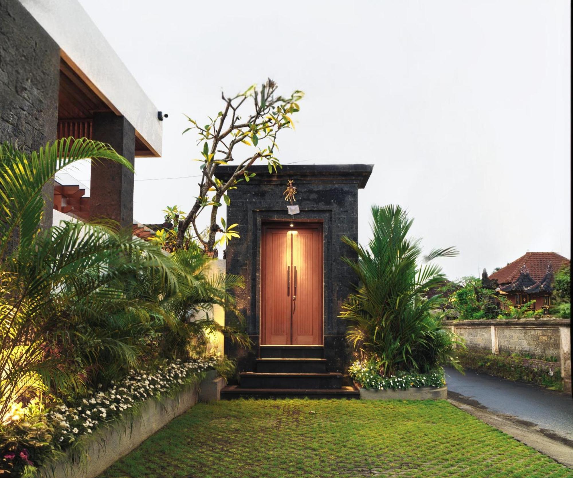 Kubera Villa Kemenuh By Prasi أوبود المظهر الخارجي الصورة